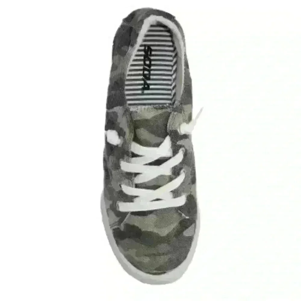 Camo Slip On Fashion Sneaker‎